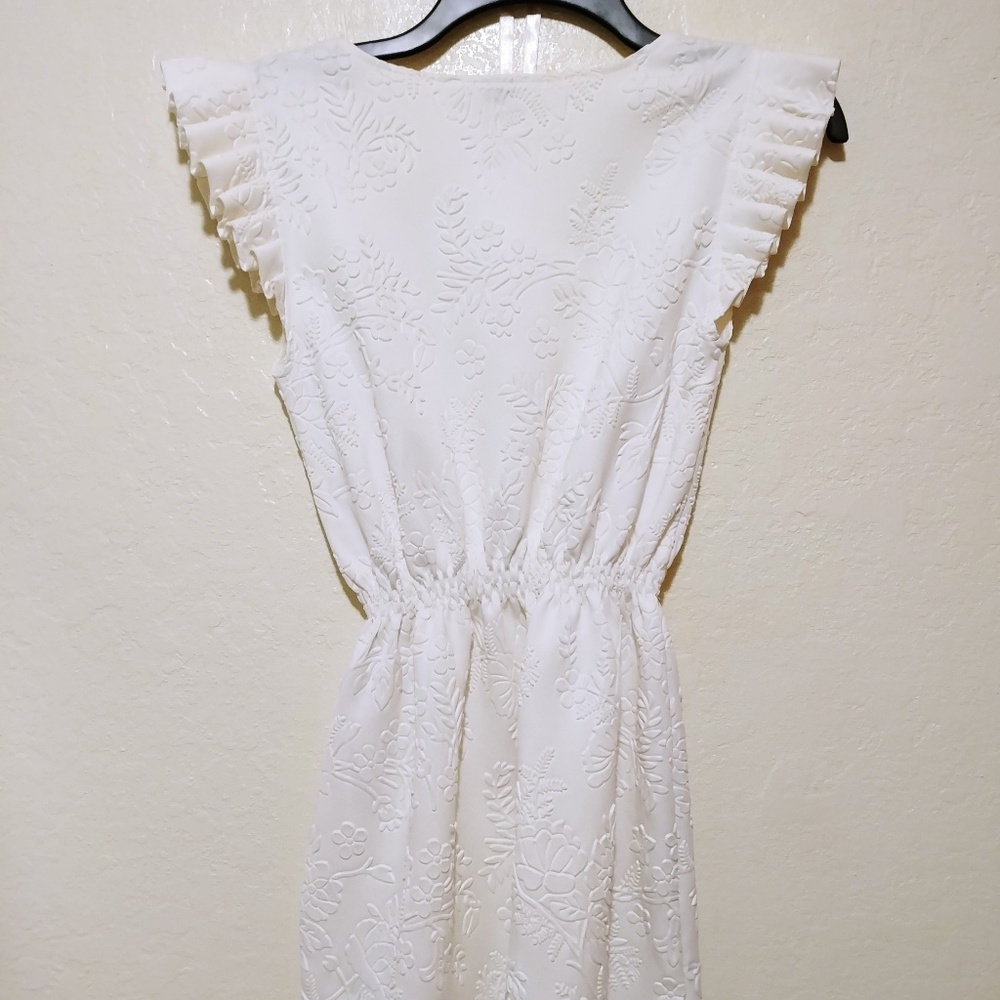 Dress - Picture 2 of 4